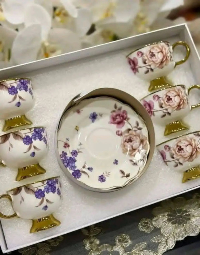ست قهوه خوری گلدار