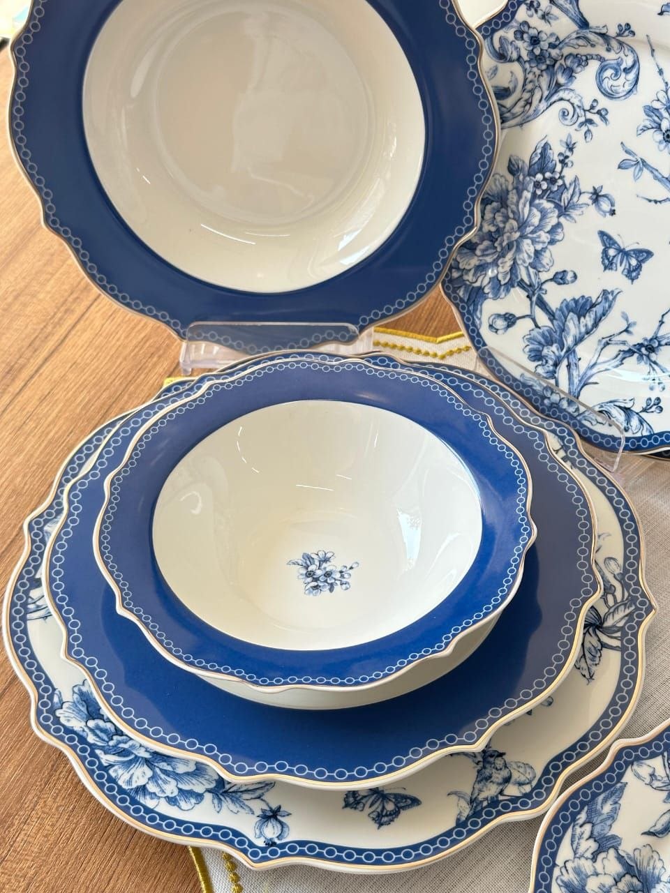 سرویس غذاخوری 24 پارچه طرح blue life از برند miss betty🇹🇷